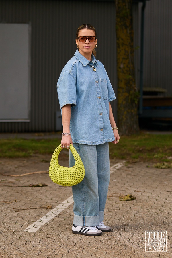 EstiloEnnia's tweet photo. Tendencias Accesorios 2023: Bolsos ‘croissant’. Ideas de looks ✨

Los bolsos 'croissant' son el último grito en moda. Inspirados en el dulce favorito, estos bolsos presentan una forma suave y curvada que añade un toque de sofisticación a cualquier look...💫 https://t.co/YOoEwoQ1CT