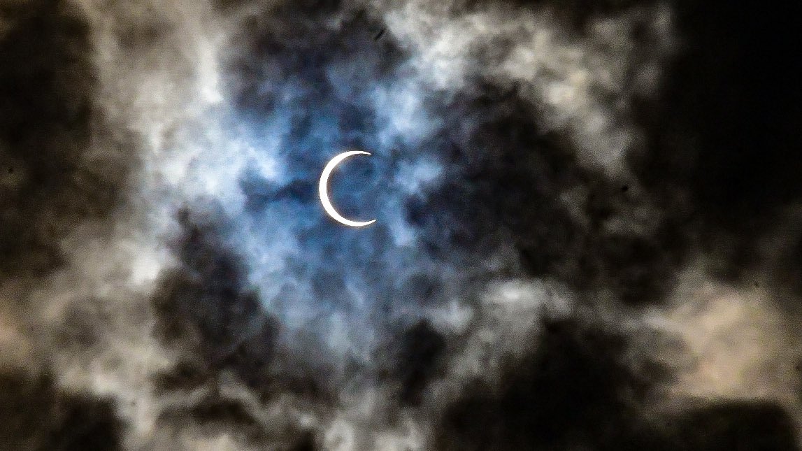 Hoy 14 /10/2023 así se vivió el eclipse solar en Santander de Quilichao, Cauca <a href="/elpaiscali/">El País Cali 📰</a> <a href="/ELTIEMPO/">EL TIEMPO</a> <a href="/NoticiasCaracol/">Noticias Caracol</a> <a href="/CaracolRadio/">Caracol Radio</a> <a href="/Proclama/">Proclama del Pacífico</a> <a href="/NASA/">NASA</a> #Eclipse #Eclipse2023 #EclipseSolar 
<a href="/NikonColombia/">Nikon Colombia</a>