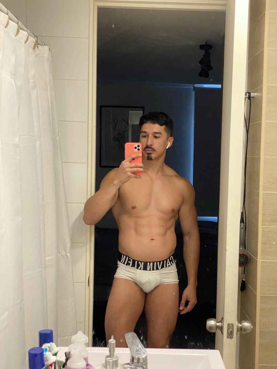 guriii92's tweet photo. 🥵 https://t.co/ri90ZyC0tc