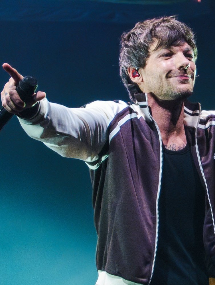 louiswthd's tweet photo. Louis Tomlinson. https://t.co/Tw7qfX8gkh
