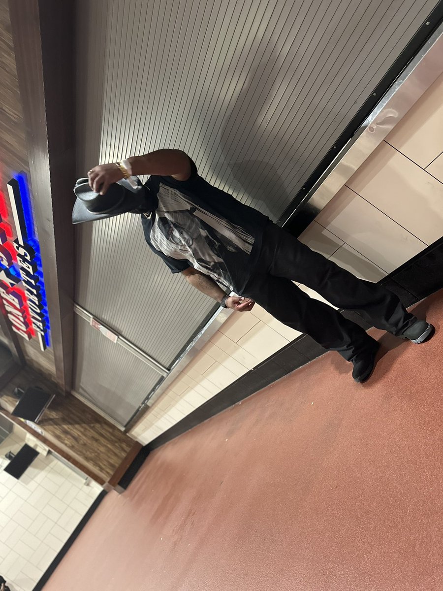 Kingbkinging's tweet photo. After Beyoncé’s Concert 🤠 https://t.co/4OB5MrFgZu