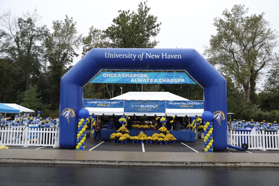 UNewHaven's tweet photo. We were charged up to welcome everyone to #UNewHaven today for Homecoming 2023: #TheBlueout! 🎉Despite the rain, it was fun to see so many members of #ChargerNation. We hope everyone had fun! #PowerOn @UNewHavenAlumni https://t.co/OGlg5Mojcf