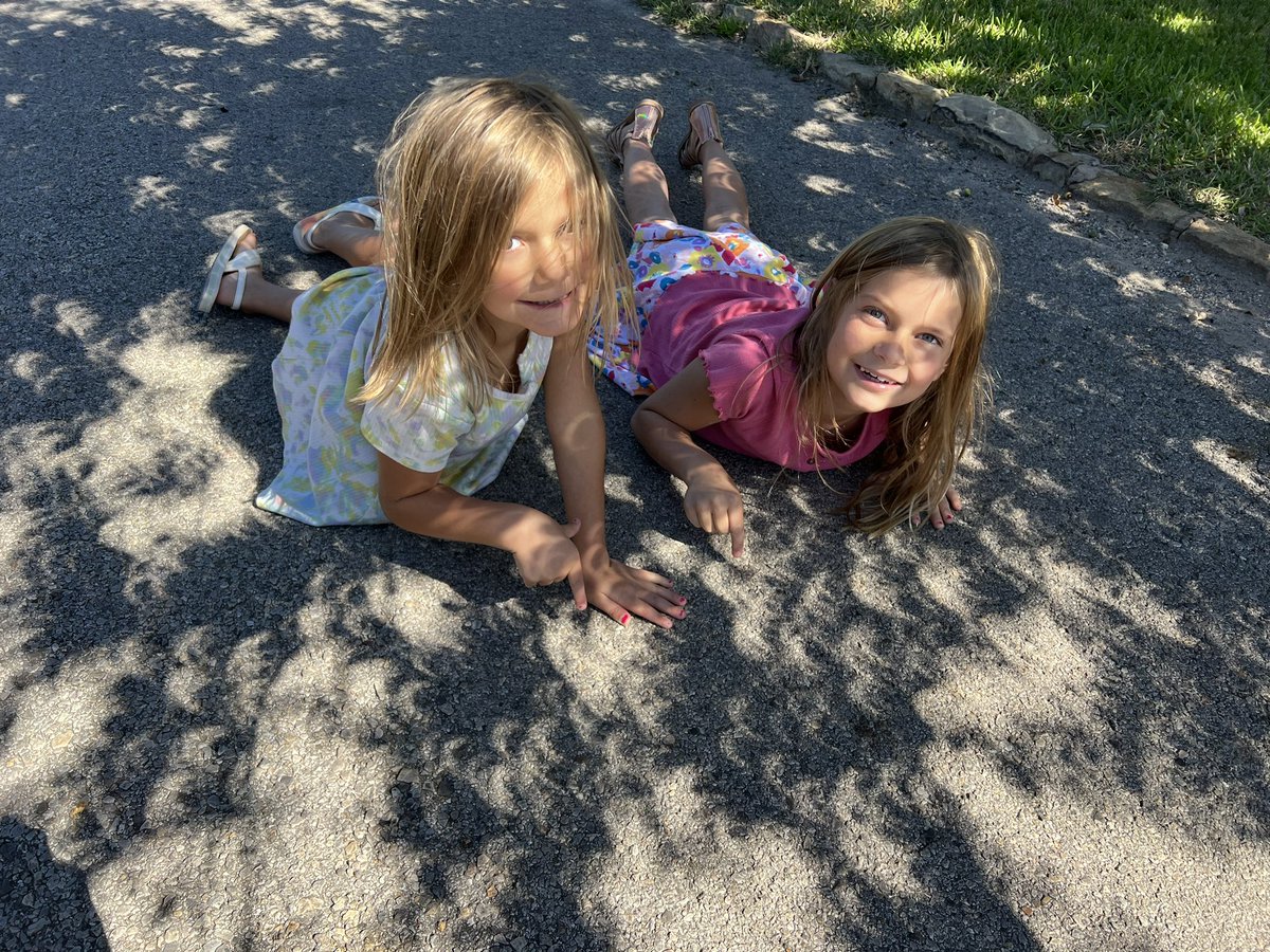 bombproof's tweet image. What a spectacular warm up for what is coming in April! These girls were out of their mind excited and even a little creeped out! #annularsolareclipse2023 #annularsolareclipse #solareclipse