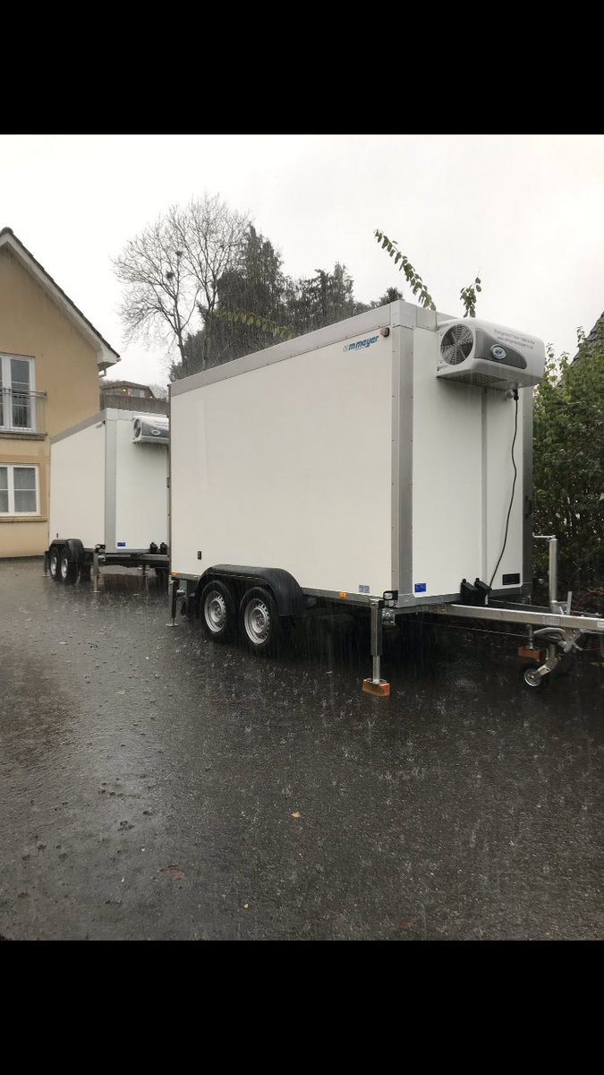 Will_Fridge's tweet photo. Double freezers Covering a breakdown 🚨 
#refrigeratedtrailer
#fridgetrailer
#freezertrailer
#fridge
#freezer
#trailer
#breakdown
#emergancy
#quickresponce
#doublefreezer https://t.co/tnuB7z4mEP