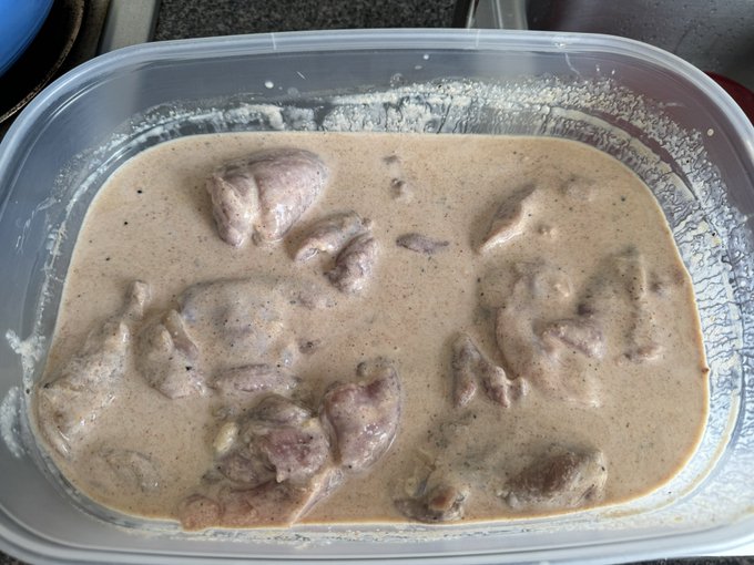Fried chicken https://t.co/FOxxj0YENi<a href="/tag/newprofilepic"class="tags"><span>#newprofilepic</span></a>
