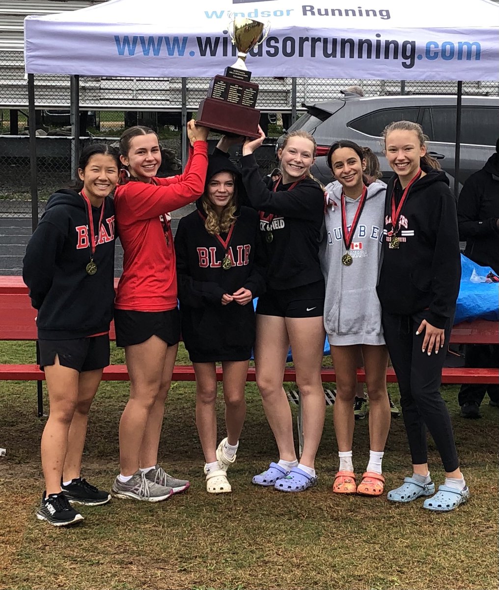 Mrs_A_Bosse's tweet photo. The Blair Boys and Girls XC teams are 2023 Consortia Champions! Congrats to top-15 medalists Ingrid, Julia, Emma, Marcela, Lucy, Sarah, McKinley, Alex, Evan, Satchel, Elliot, and Erich (overall Boys Champion)! https://t.co/goQBP9EAO3