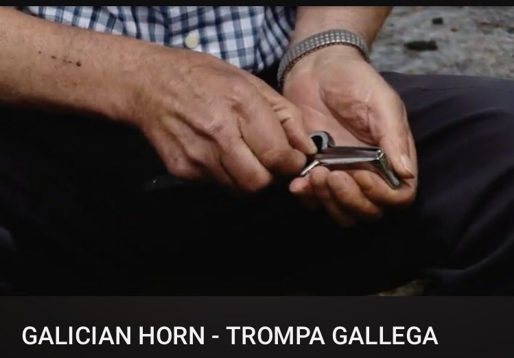 caminodomar's tweet photo. A este instrumento en Galicia lo llamamos
Trompa gallega, Birimbao, Birimbau,… Galician Horn.
Oriente<->Occidente
Video⬇️ https://t.co/At5JBoxdFz