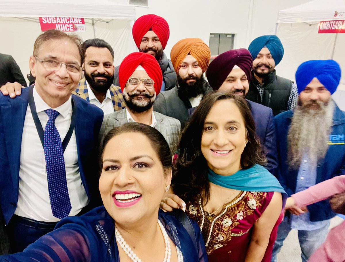 GillMicca's tweet photo. @AnitaAnandMP @ParvasiMedia @SoniaLiberal @rubysahotalib @shafqatalimp It was awesome meeting you today . ❤️🙏🧿 https://t.co/NQA01aT9nc