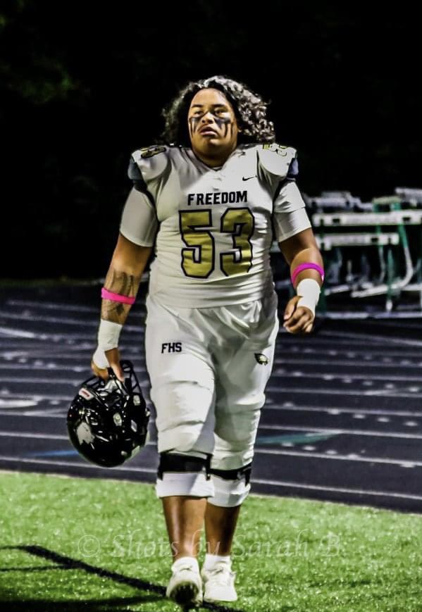 MauiT1021's tweet photo. Week 7 highlights

https://t.co/jrg1rohNcZ
@DMV_CALI_LBGkid @CoachKdOtf @Coach_Brenden @CoachShawnQuinn https://t.co/5ukvdClNuA