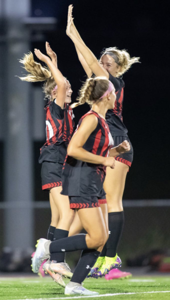 EF 7 Uniontown 0
<a href="/mia_valerio32/">Mia Valerio</a> ⚽️
Taylor Snyder⚽️
Baldensperger⚽️⚽️
<a href="/giovanna4r0/">Giovanna Ferraro</a>  ⚽️
M. Smith⚽️⚽️
David/Malek Shutout 🛑

<a href="/EFWarriors/">Elizabeth Forward HS</a>
<a href="/warrior_ef/">EF Warrior Athletics</a>
<a href="/MVI_sports/">MVI Sports</a>
<a href="/PGVarsityXtra/">PG Varsity Xtra</a>
<a href="/pghsoccernow/">Pittsburgh Soccer Now</a>
<a href="/TribLiveHSSN/">TribLive HSSN</a>