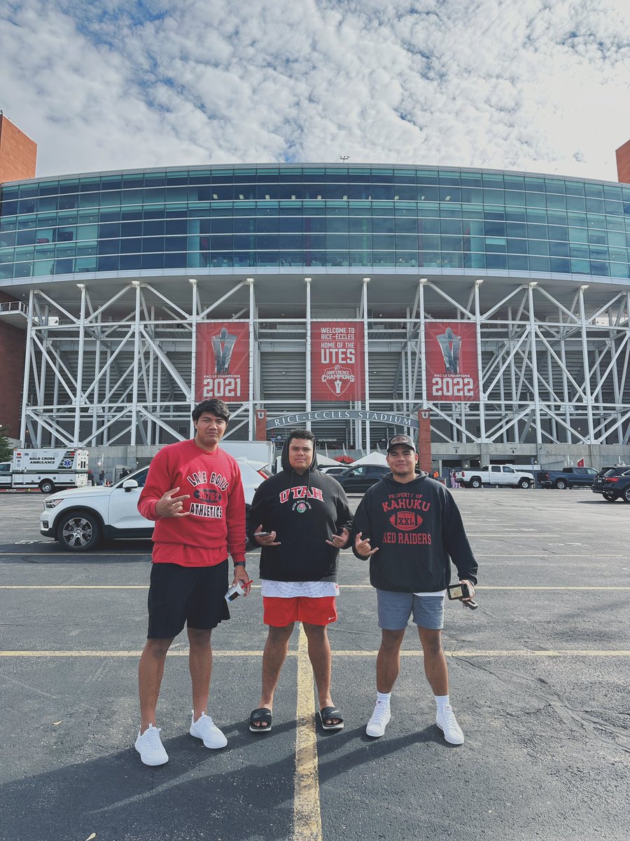 kamy_139's tweet photo. #UtesGameDay lets gooooo! #goutes https://t.co/DtZsfrIDdT