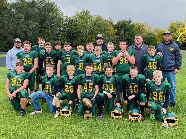 SpoofhoundFoot1's tweet photo. And not to be outdone, these guys brought home a “ship” as well today.  Great job Hounds!  #ClimbThatLadder #SpoofhoundPride https://t.co/ivAGPqxv4S