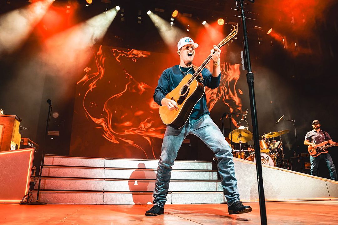ParkerMcCollum's tweet photo. Sold Out in San Diego last night! Love me some So Cal country nights!