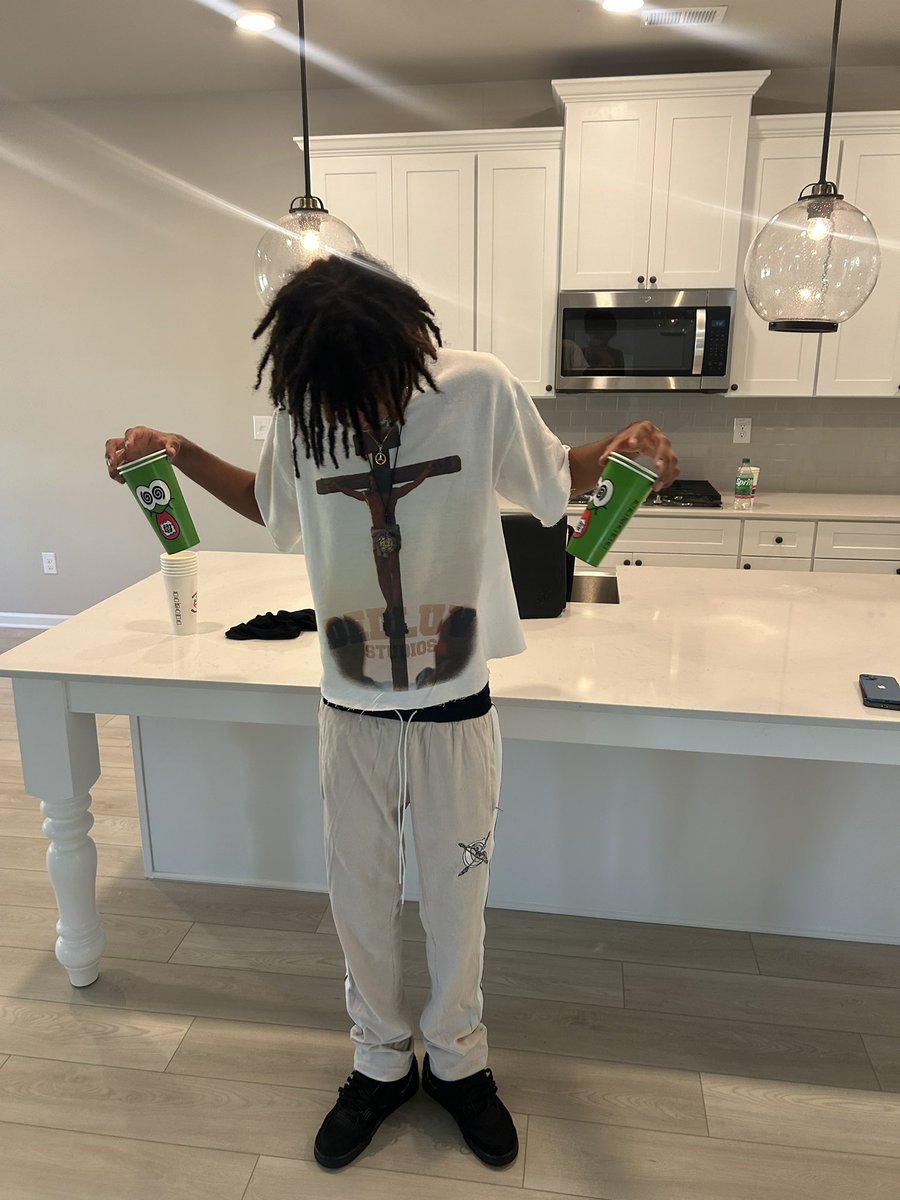 sk5nk's tweet photo. 🥤 https://t.co/bBUCF9Qkb2