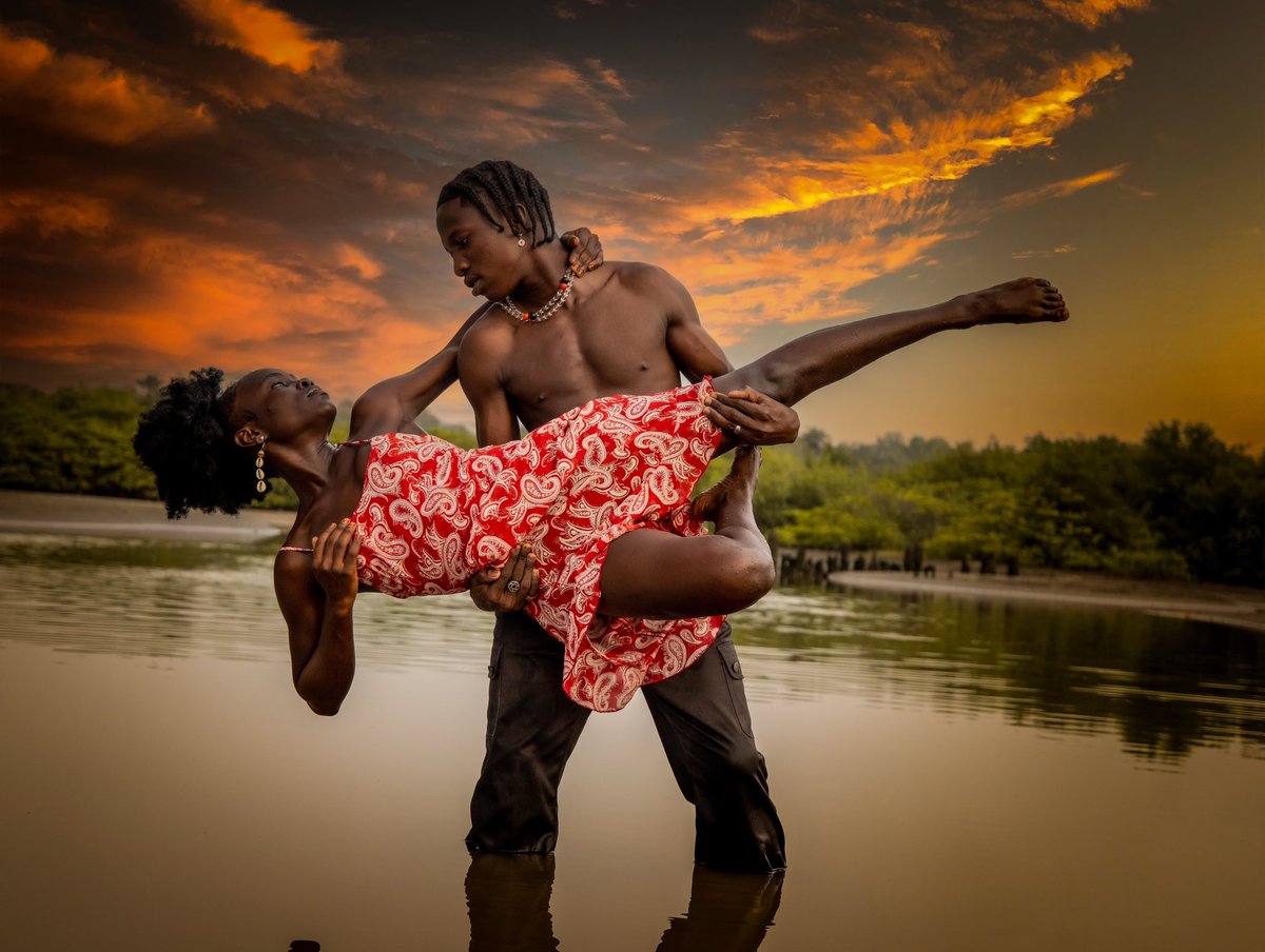 steven_j180's tweet photo. “Two hearts, one rhythm.” ❤️
#Stspictures https://t.co/IQL6gCWJpl
