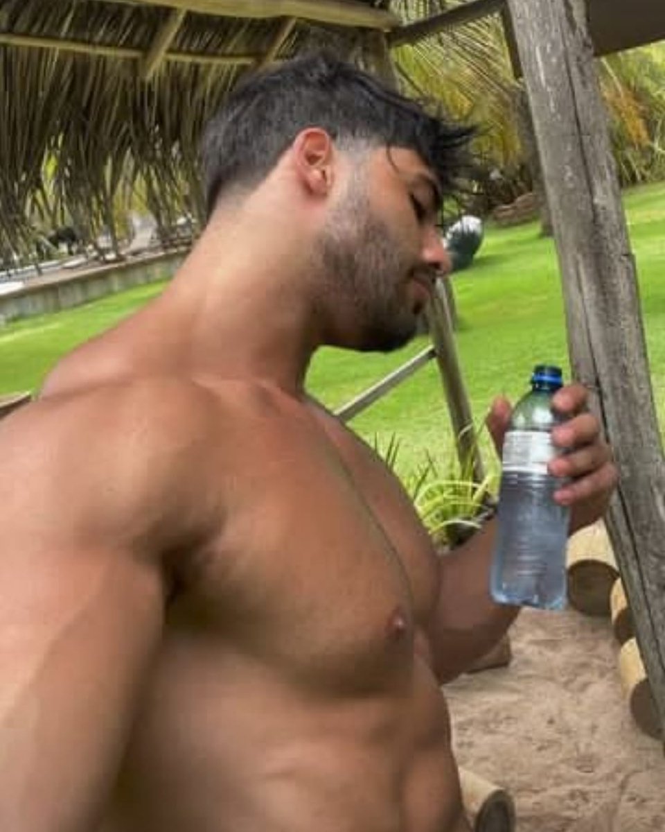 queenisromy's tweet image. ❤️❤️❤️ #matheusclaus