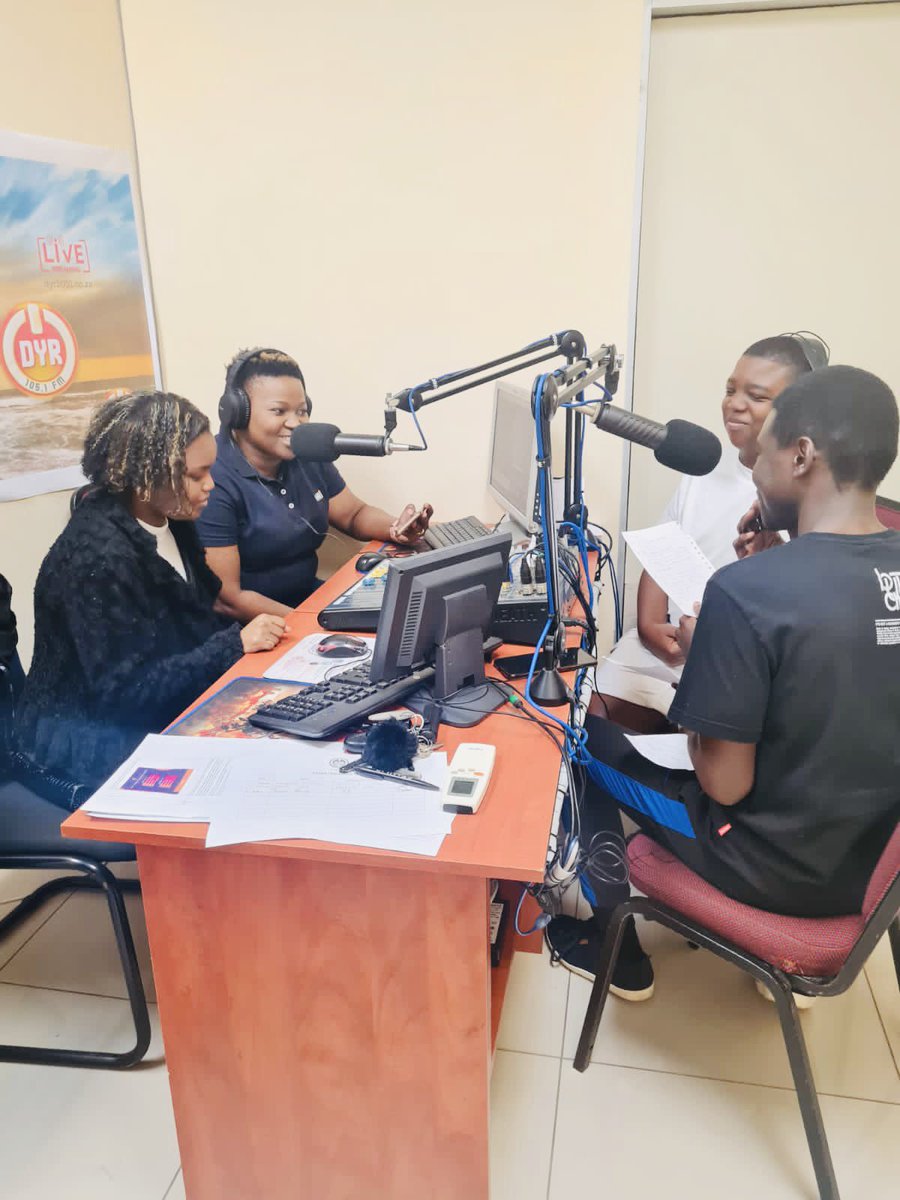 MapheMthembu's tweet photo. Today I had the honor of being hosted by a collaborative show between Durban Youth Radio and @AHRI_News for high school learners and it was super awesome to engage with the learners around all things TB and science! https://t.co/zaBsuJI5yL