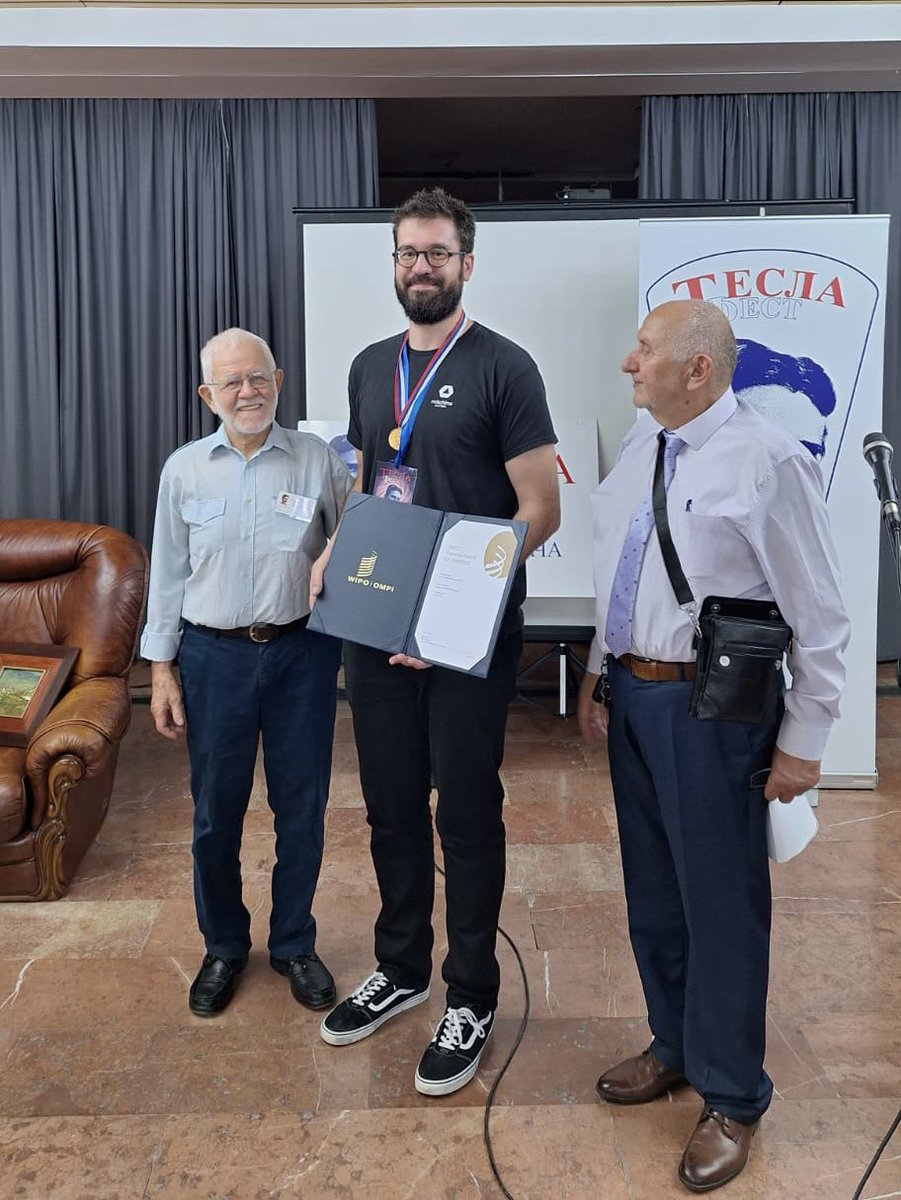 I can’t describe how shocked, happy and grateful I am for getting the WIPO National Award for Inventors and winning the gold medal at Tesla Fest 2023. I love you guys!!!
LJ