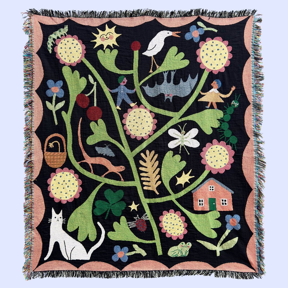 pophiesage's tweet photo. Blankets arrive in the shop TOMORROW!🍎🦋🔔🎃🧺 https://t.co/8EyT212At5