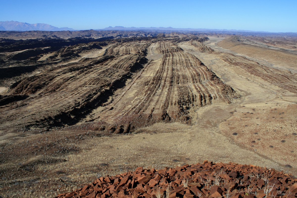 New paper alert!
The #Neoproterozoic Zerrissene Group in #Namibia preserves arguably the most extensive #deepwater fan deposits in the world. @JSedimentology 

onlinelibrary.wiley.com/doi/10.1111/se…

#OpenAccess #stratigraphy #lobes #turbidites #glaciogenic #SnowballEarth