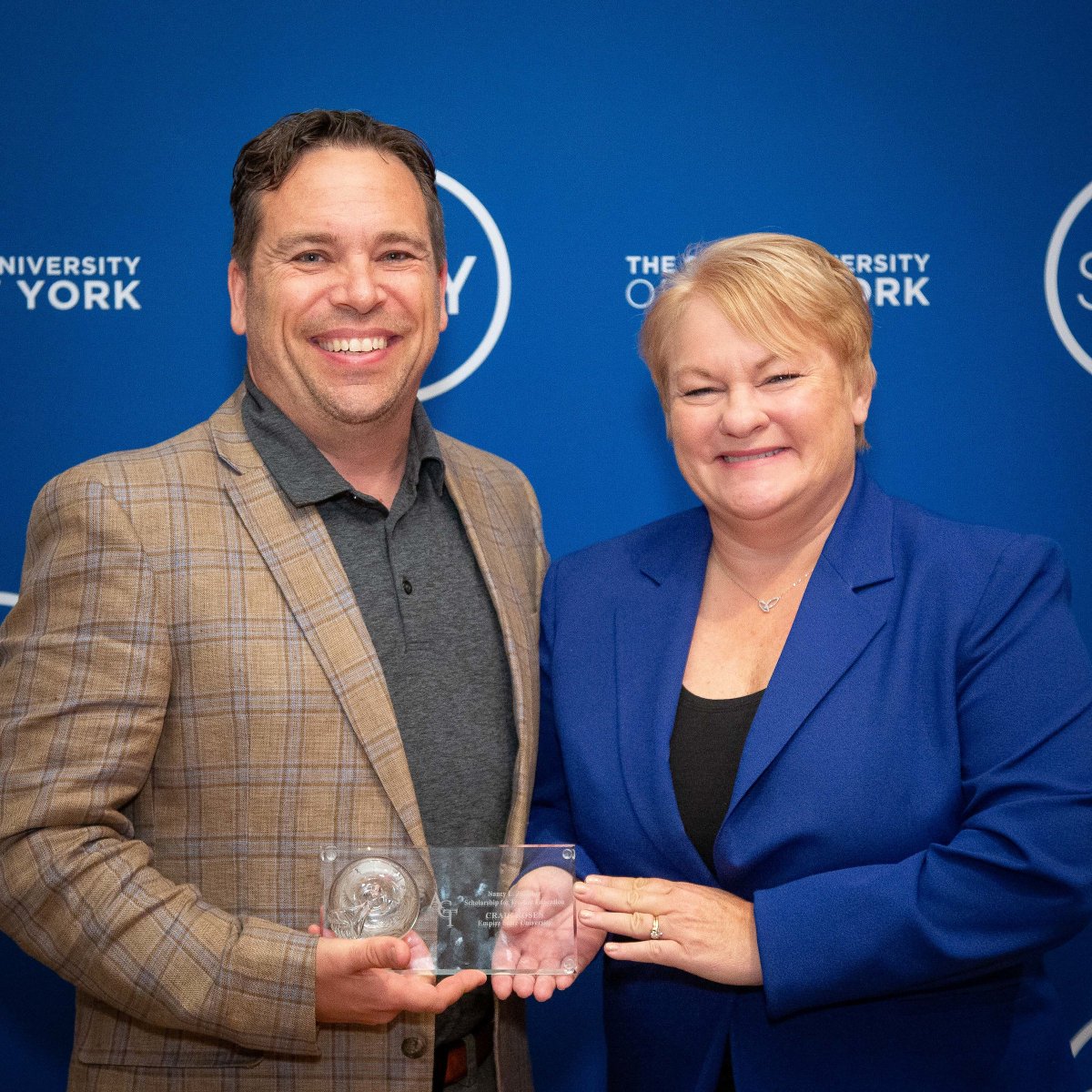 The prestigious Nancy L. Zimpher Scholarship for Education is given to one student each year who exemplifies Chancellor Emeritus @nancyzimpher's commitment to excellence in the education profession. Congratulations to this year's recipient - Craig Rosen from @SUNYEmpire!