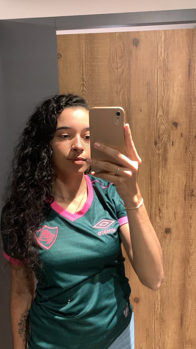 𝔏𝔞𝔯𝔦𝔰𝔰𝔦𝔫𝔥𝔞 🇭🇺 tweet media