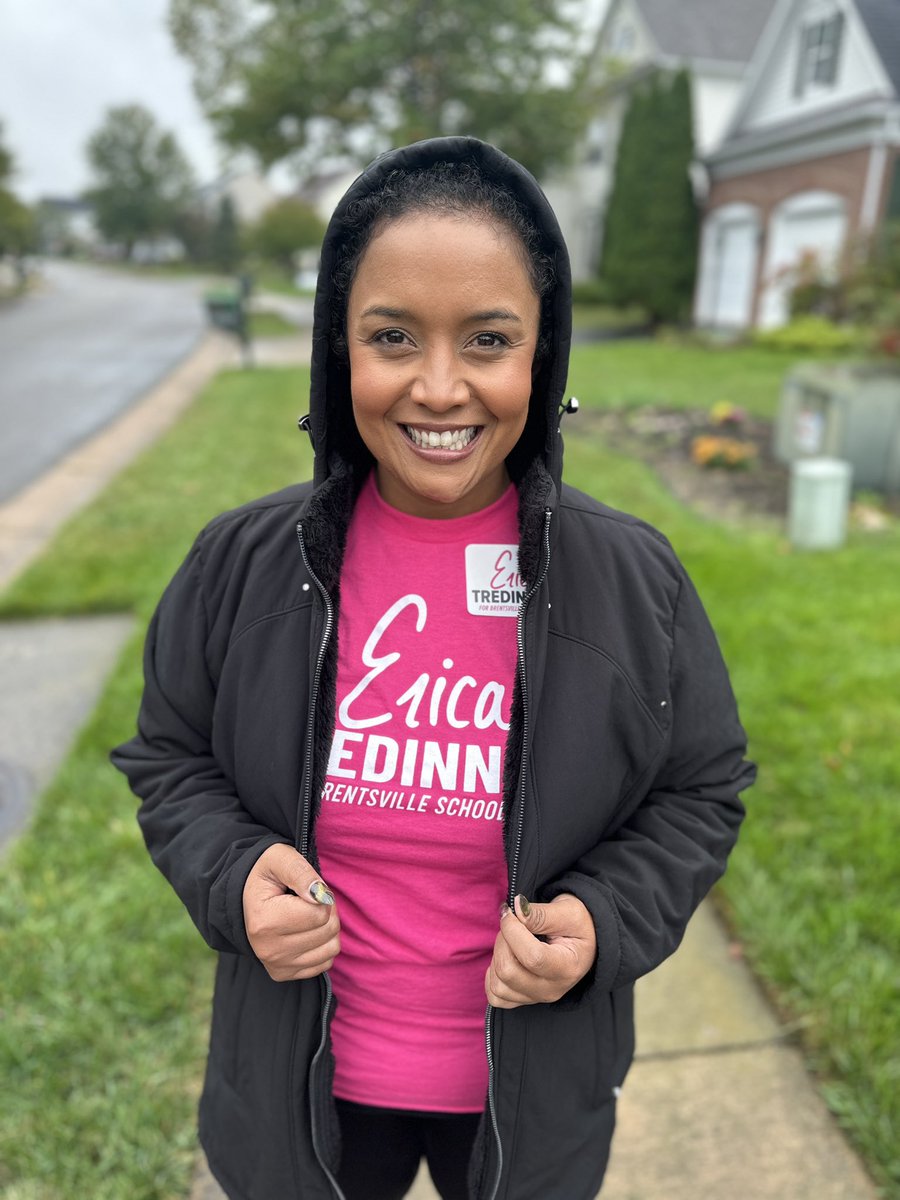 Erica4PWSchools's tweet photo. Grateful for our committed volunteers who brave the rain to door-knock with us. Rain or shine, connecting with voters in the Brentsville District is crucial with an election on the horizon! 🌧️🗳️ #ericatredinnickforschoolboard #brentsvillesbest #Parentsmatter #secureyourvoteva https://t.co/JMk7GYD2qL