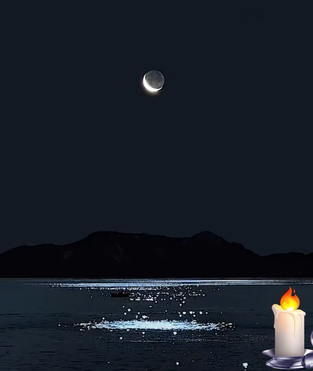 AydinNursen's tweet photo. Güneş tutulması varmış...Varsın tutulsun..
 Memleketin her yeri tutulmuş #Güneştutulması ne ki...😏
#İyiGeceler ✨️✨️ https://t.co/edIkqZZKTQ