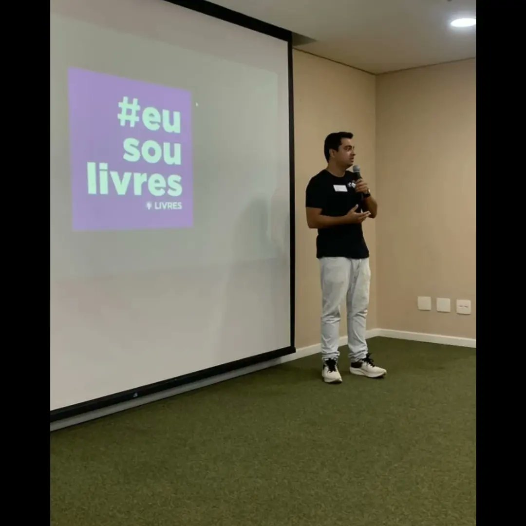 _erickpaiva1's tweet photo. Sobre o 1° congresso Cearense pela liberdade (13/10). Foi massa demais!!!
@EuSouLivres @ujliberdade @partidonovo30 @sfliberty e LOLA. https://t.co/iq39aQlyAx