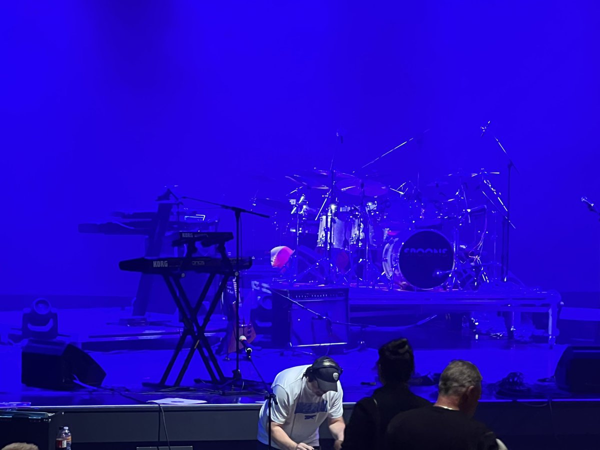 UrbBlurb's tweet photo. Great to see so many people out for the #StrangeAdvance and #Spoons show at the @Masseytheatre last night in @New_Westminster. Portal to the 80s unlocked. NewWest a great place to catch a music show! https://t.co/x2E93duH8P