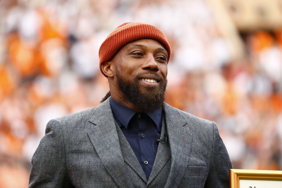 College Football Hall of Famer

The University of Tennessee's own ERIC BERRY