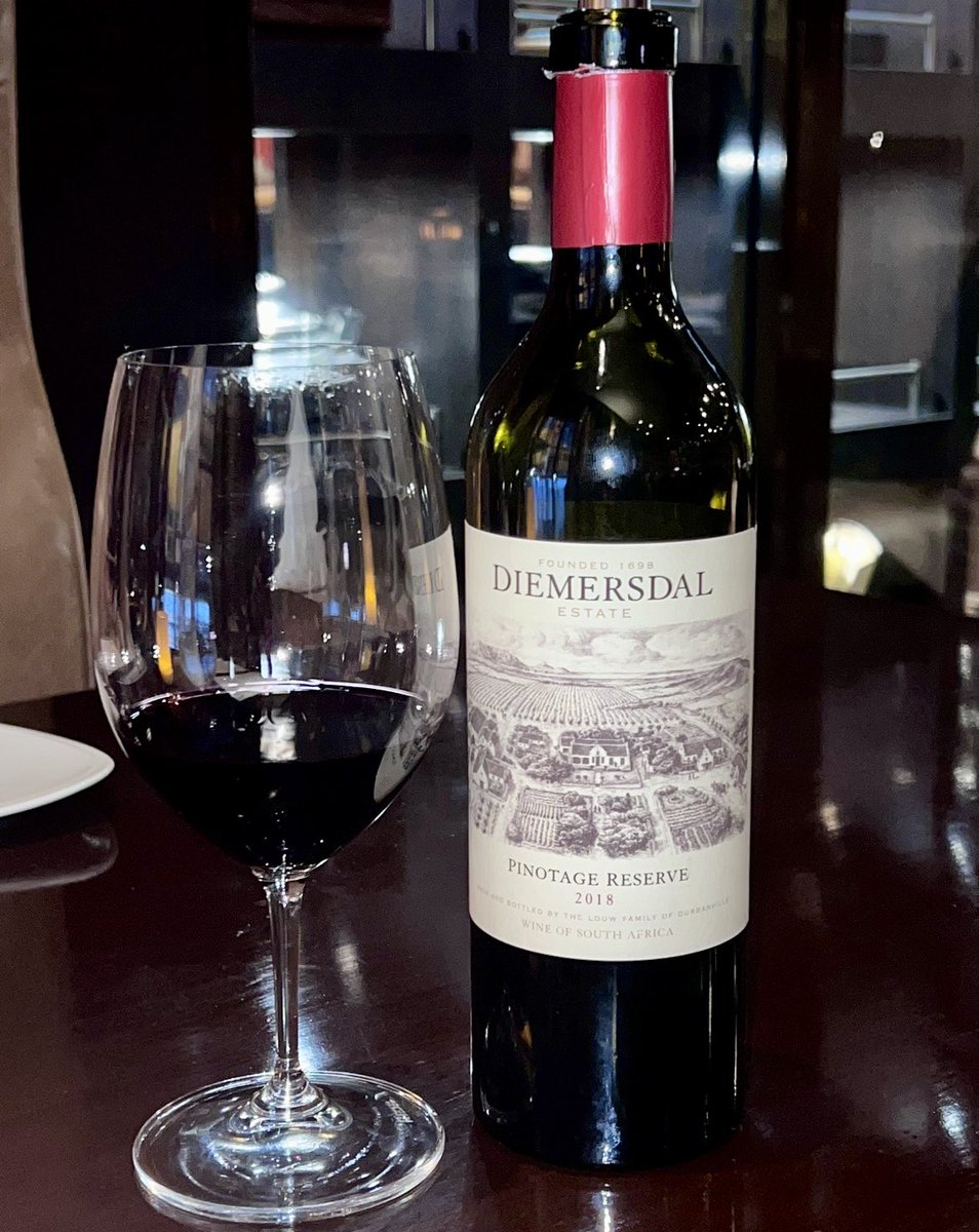 DPJ1963's tweet photo. Prepared in advance for #PinotageDay and packed this @diemersdalwines Pinotage Reserve 2018 for our cruise. Enjoyed it tonight to celebrate this wonderful grape of South Africa 🇿🇦
Still very youthful but superb on the night. 🍷👍🏼 https://t.co/R4jmWa7F5s
