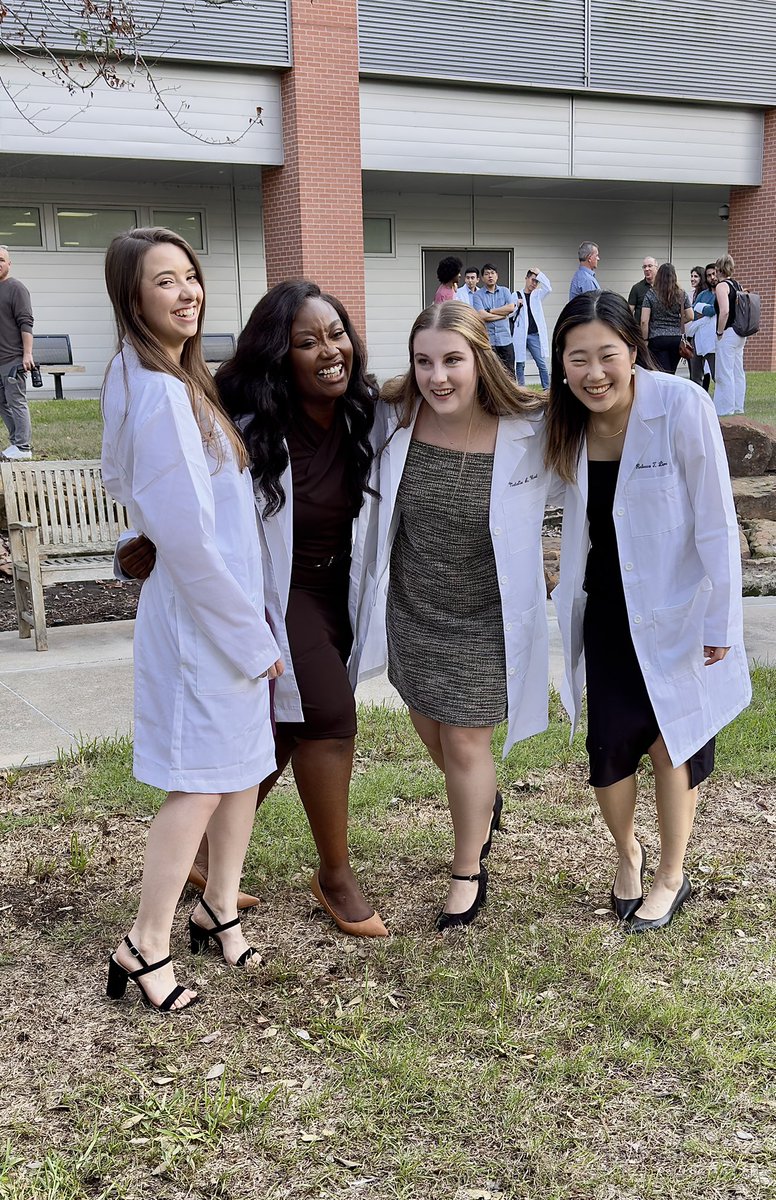 Taylor Meyers, MS (@taylor_gwen15) on Twitter photo I’m not trying to brag, but I definitely have the best cohort of Medical Physics classmates 😄 so glad I get to experience this wild ride with you all! <a href="/MDA_UTHGrad/">MD Anderson-UTH Grad</a> <a href="/MDAndersonNews/">MD Anderson Cancer Center</a> <a href="/MedPhys_MDAUTH/">MedPhys Graduate Program MD Anderson UT Health</a> I’m not trying to brag, but I definitely have the best cohort of Medical Physics classmates 😄 so glad I get to experience this wild ride with you all! <a href="/MDA_UTHGrad/">MD Anderson-UTH Grad</a> <a href="/MDAndersonNews/">MD Anderson Cancer Center</a> <a href="/MedPhys_MDAUTH/">MedPhys Graduate Program MD Anderson UT Health</a>