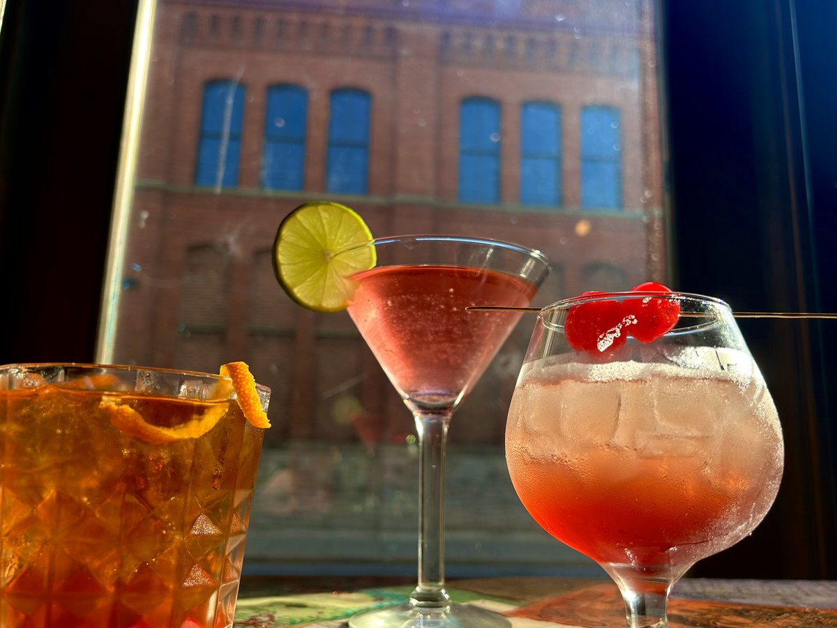 Come join us tonight for jazz and drinks!