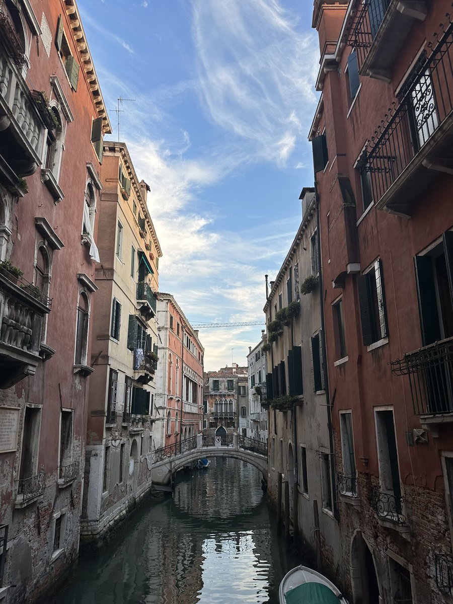 _cat5's tweet image. there’s nothing quite like Italy 🇮🇹