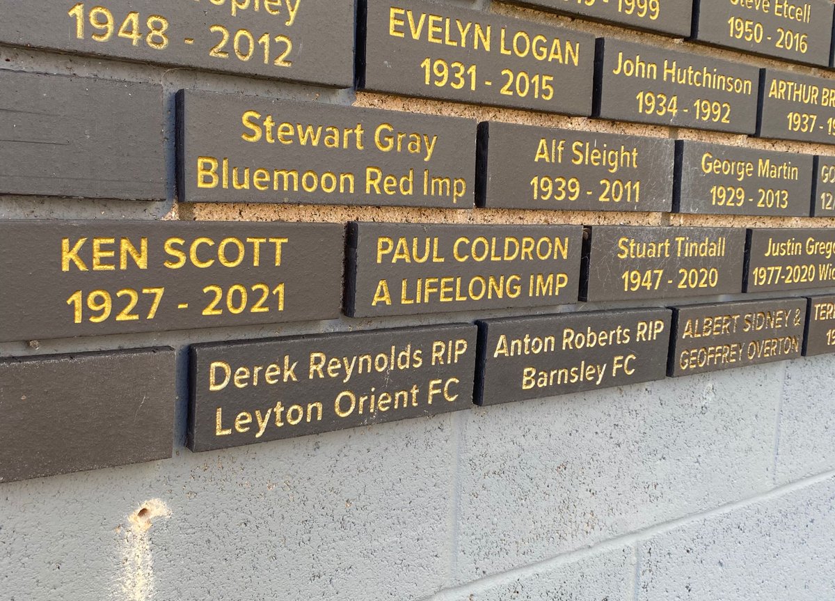 leytonorientfc's tweet photo. A touching gesture ❤️

Derek Reynolds' name has been added to the memorial wall at @LincolnCity_FC's stadium.

#LOFC #OneOrient https://t.co/UqQtlNWk1z