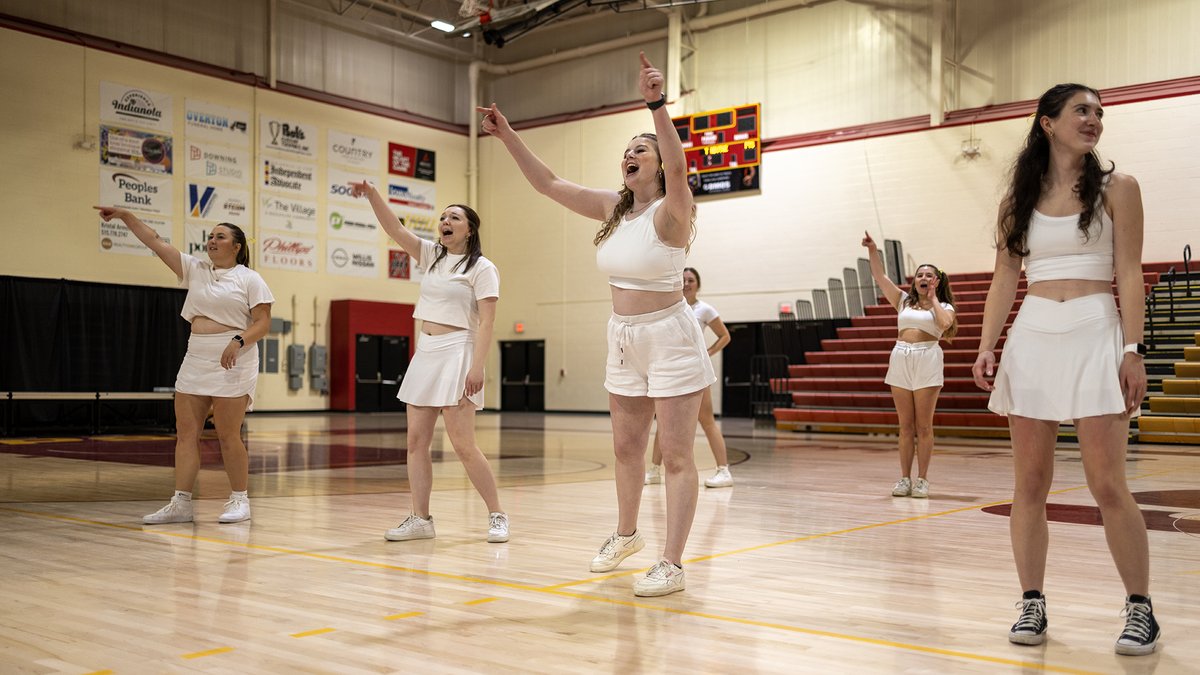 SimpsonCollege's tweet photo. our favorite homecoming traditions πΊπͺ©ππ
#YellLikeHell #DanceLikeHell #Homecoming2023 https://t.co/YB4mn302kU