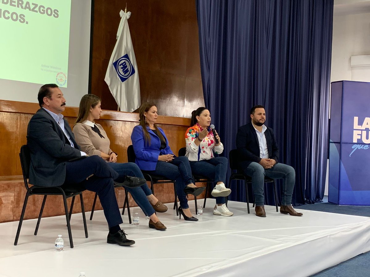 Minka Hdez C (@minka_hdez) on Twitter photo Acompañando a los próximos líderes en el cierre de la Escuela de Cuadros PAN, felicidades por su entusiasmo cada clase y sus ganas de superar sus metas ✨💙 <a href="/cdmpan_dgo/">CDM PAN DGO</a>
Gracias amigo <a href="/alfonso13_rd/">Alfonso Rentería</a> y a todos los ponentes de cada sábado por su disposición con los jóvenes 👏🏼👏🏼 Acompañando a los próximos líderes en el cierre de la Escuela de Cuadros PAN, felicidades por su entusiasmo cada clase y sus ganas de superar sus metas ✨💙 <a href="/cdmpan_dgo/">CDM PAN DGO</a>
Gracias amigo <a href="/alfonso13_rd/">Alfonso Rentería</a> y a todos los ponentes de cada sábado por su disposición con los jóvenes 👏🏼👏🏼