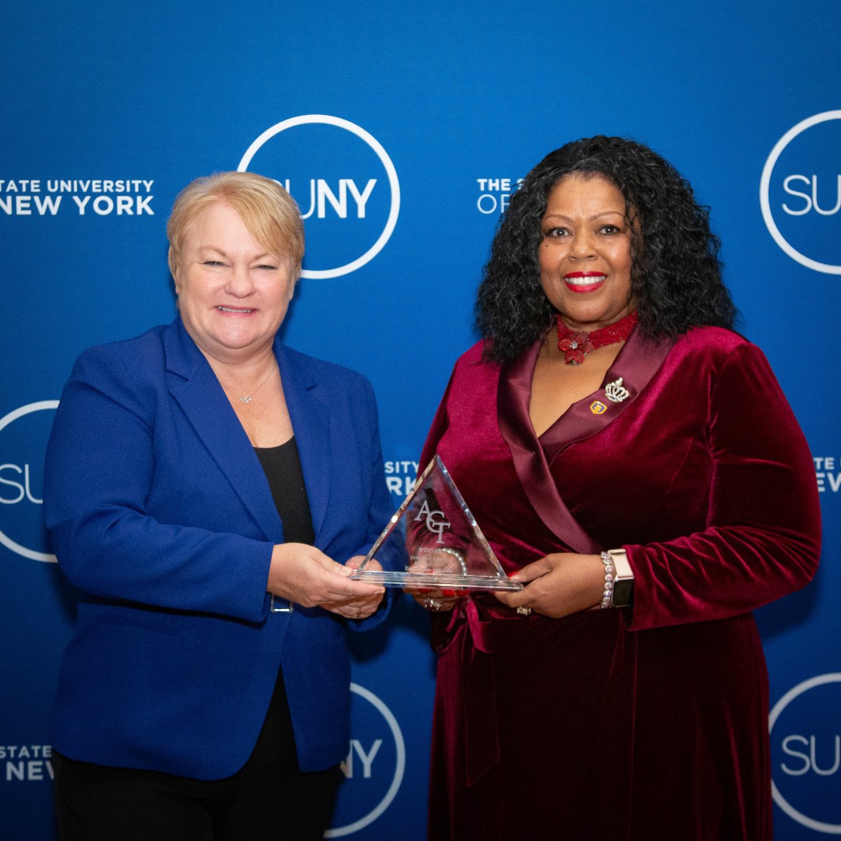 Jawana Carter-Richardson is a 3x grad and MBA student at @SUNYEmpire. Jawana is a fierce advocate for victims of DWI/DUI incidents and volunteers regularly with @MADDNational and @STOPDWINewYork.