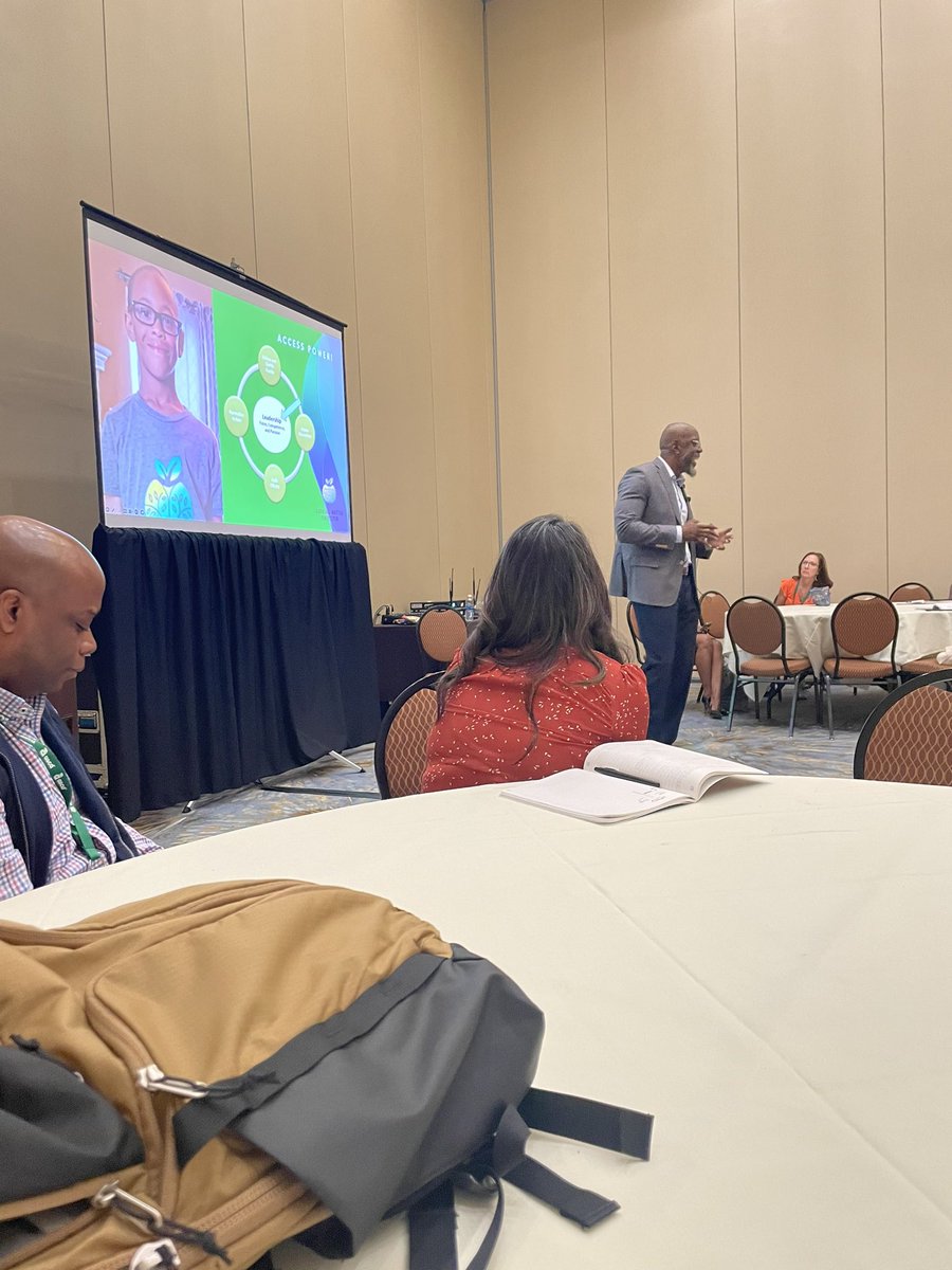 shiftingllc's tweet photo. The @ASCD Leadership Summit was on fire today! Did lots of learning and got a chance to talk equity and issues in education with the great @mriceboothe and @LiaisonPartners. #GrowingTogether #LeadingYourSchoolTowardEquity #GrowingAnotherPerspective https://t.co/HIcRF5quD4