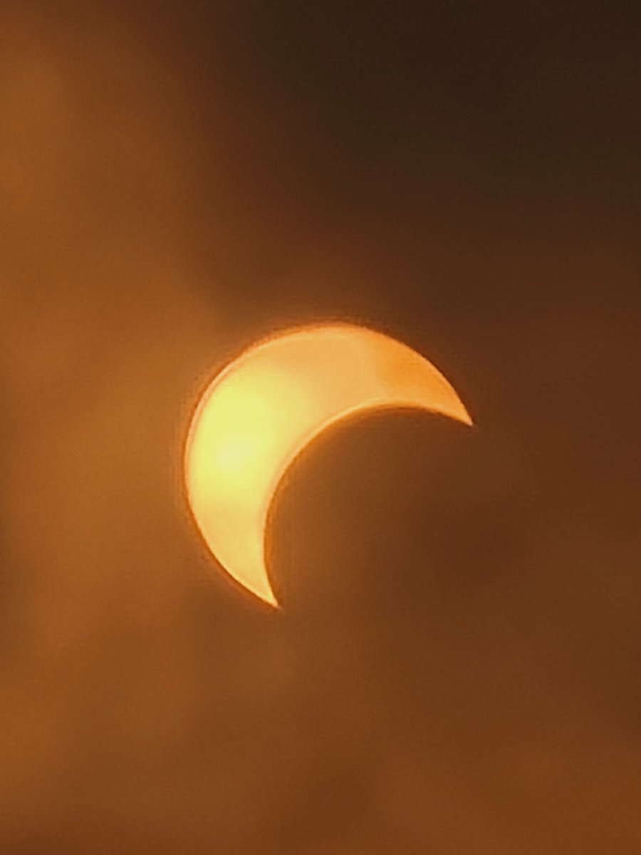 MP_Mainak's tweet photo. #SolarEclipse2023, Florida... https://t.co/JnZzSlRvj5