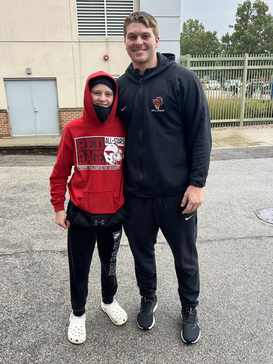 Good seeing these two NP Dragon greats <a href="/MaxenHook/">Maxen Hook</a> <a href="/Kyleking5454/">Kyle King</a> do battle today. Good luck the rest of the season fellas. #NewPalProud #DoinBigThings