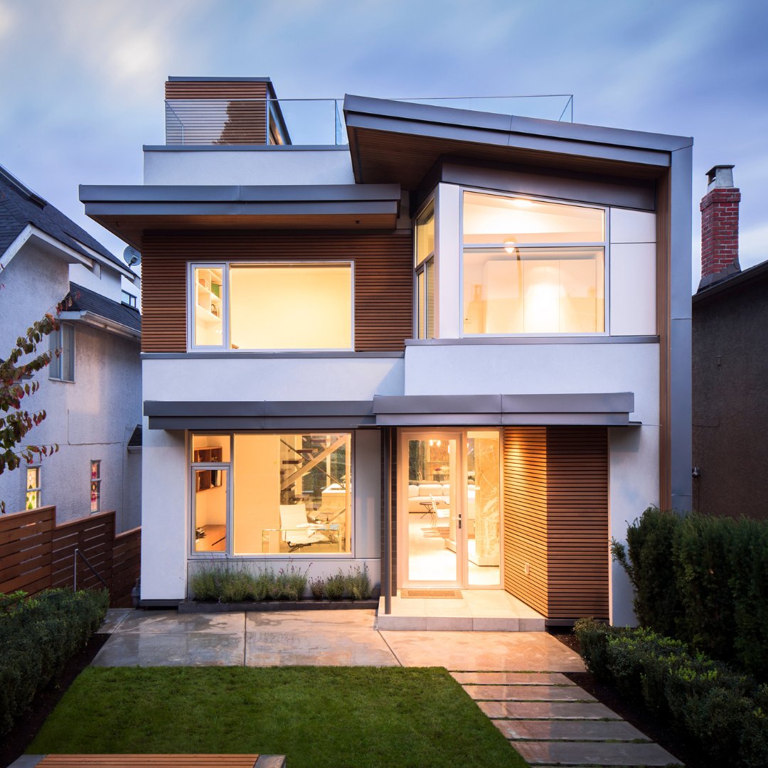 whiteharthomes's tweet photo. Turn the light on and let us welcome you home.

Proudly serving Vancouver, the Sea-to-Sky Corridor, Bowen Island, and points beyond. DM us to start turning your dream home into a reality. https://t.co/yKQokSRy7B