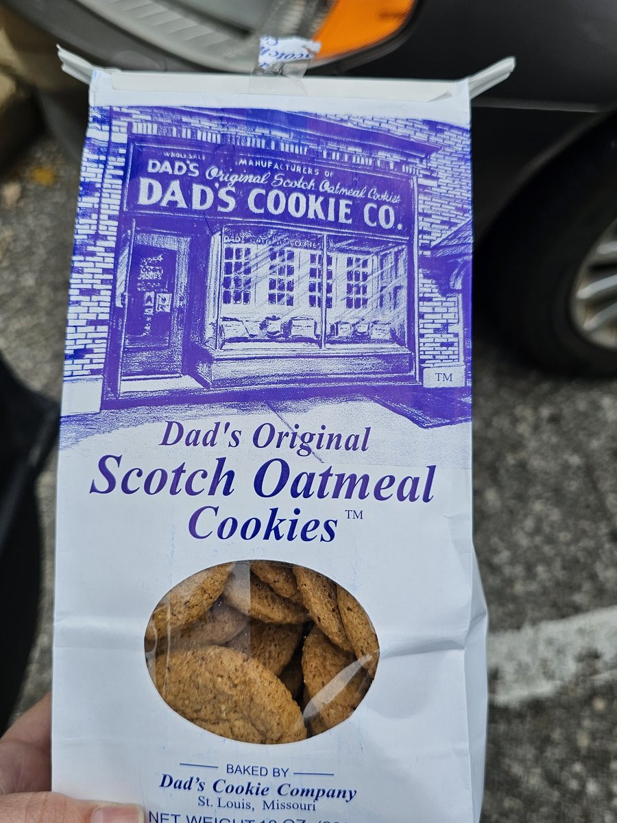 Most important purchase of my entire day. @DadsCookieCo #stl #stleats