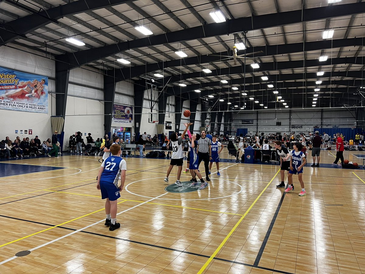Drew Brown (@zg_drew1) on Twitter photo Anddd we got tip-off between <a href="/psgelitebball/">PSG Elite Basketball</a> vs <a href="/NEStormBball/">New England Storm</a> ๐
#ZGThinkPink ๐๏ธ Anddd we got tip-off between <a href="/psgelitebball/">PSG Elite Basketball</a> vs <a href="/NEStormBball/">New England Storm</a> ๐
#ZGThinkPink ๐๏ธ