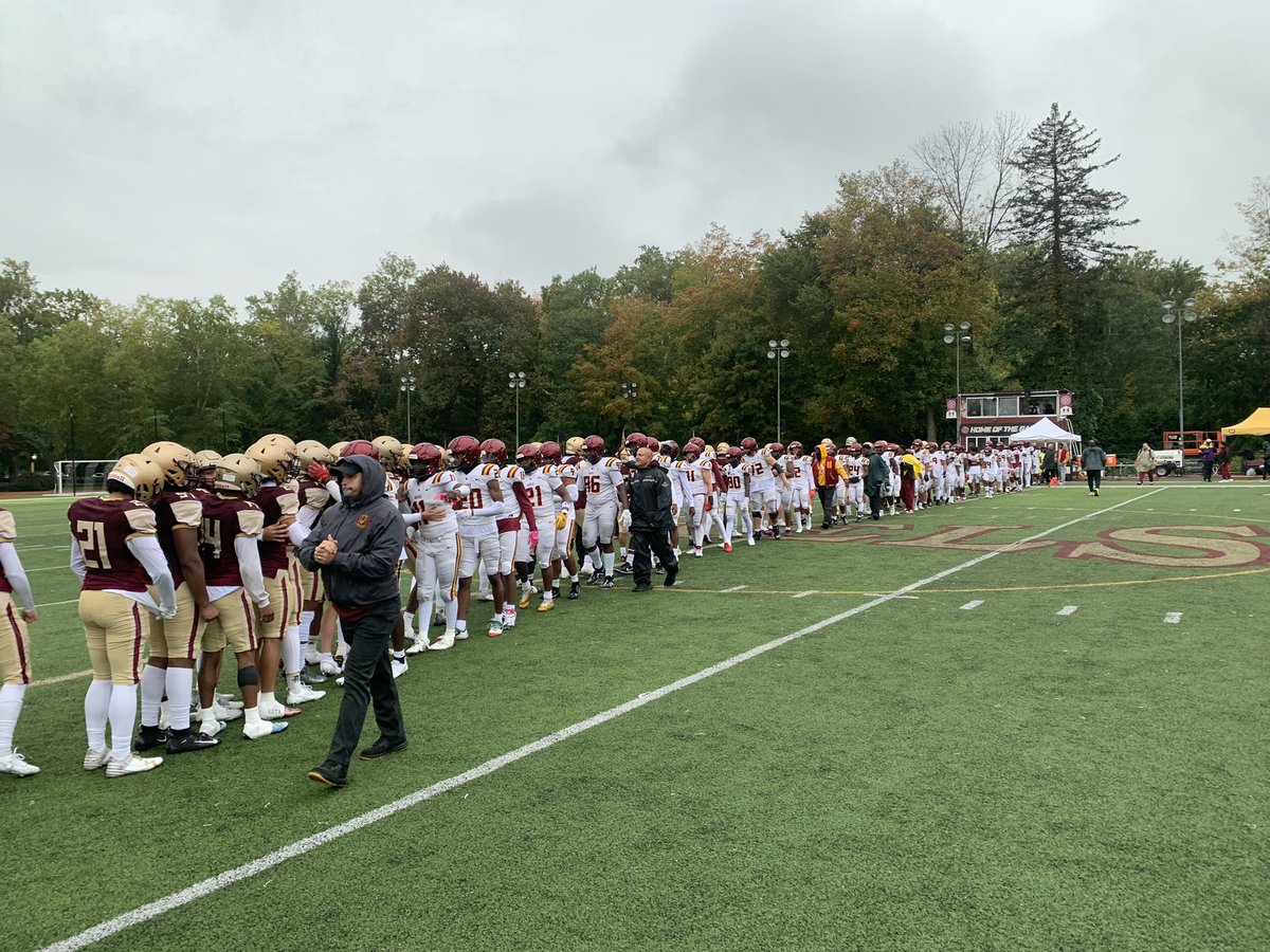 Senior Day Final Score | <a href="/ionafootball/">Iona Prep Football</a> 46, Hayes 35. 
#GoGaels🏈
