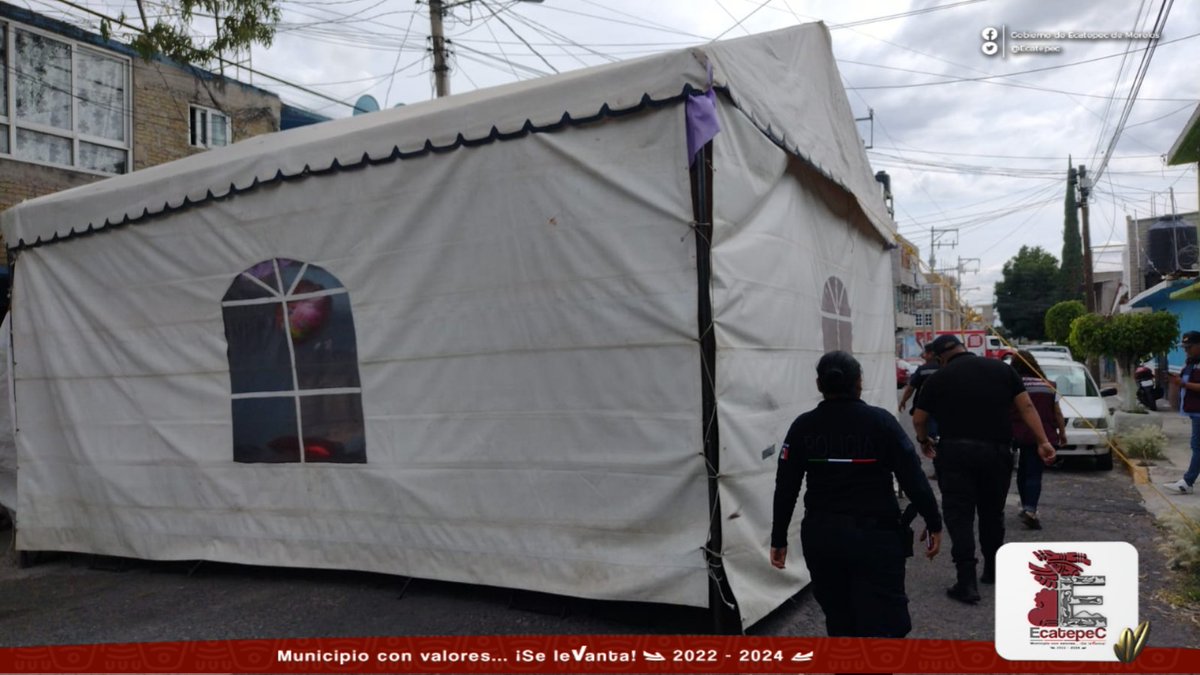 SAEcatepec2025's tweet photo. Inicia nuestro operativo carpas, un trabajo en equipo con @DGEcatepec2023, @TMEcatepec, y elementos de Seguridad Pública, donde visitan las carpas reportadas por la ciudadanía y no cuentan con su permiso, recuerda realizar tu trámite de lunes a viernes de 9:00 a 15:00 horas. https://t.co/fFkOQtpaR9