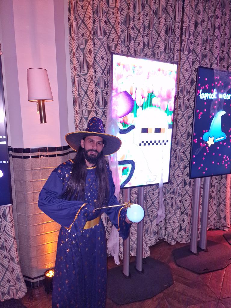 ordinalHO's tweet photo. much love and great to get know you live  at  @TaprootWizards after party !🙌had magical time meeting you all @InscribingAMS @ercwl #WizardsInAmsterdam https://t.co/iity6co3aU