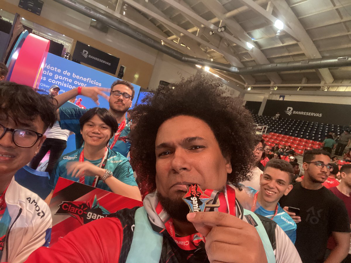 Somoooooo campeoneeeeee <a href="/TMMGGS/">Team Master Mind</a> !!!
#clarogamingrd <a href="/ClaroRD/">Claro RD</a>