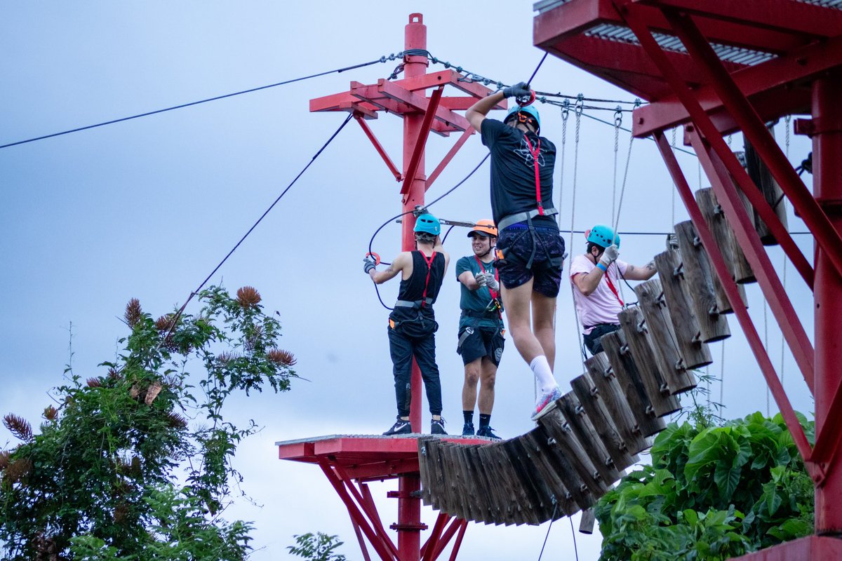 Eleva tu espíritu aventurero en nuestro parque de cuerdas de altura. ¡La diversión se encuentra en lo más alto! 🐵😄

#Xmonkey #XtaseaPark